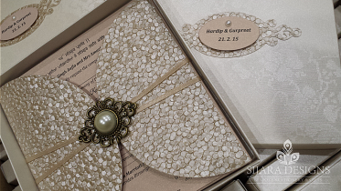Boxed Invitation Champagne Bubbles