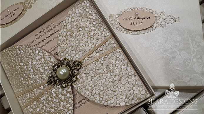 Boxed Invitation Champagne Bubbles